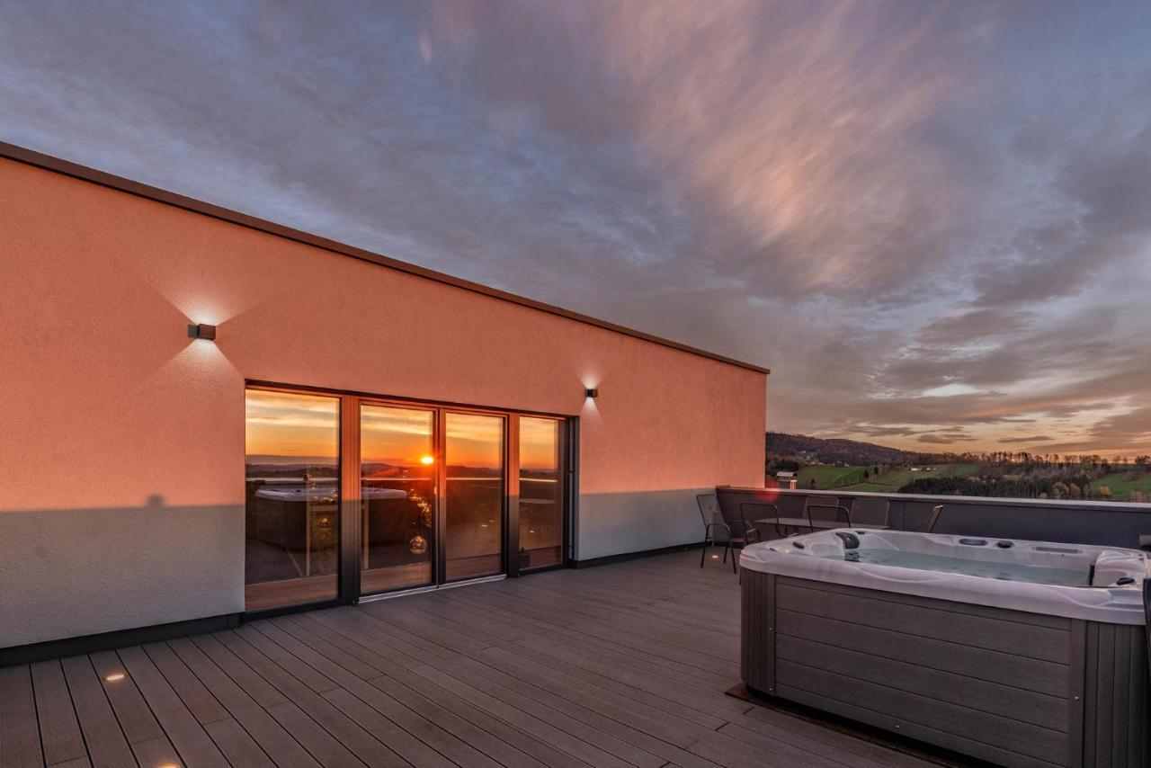 Moderne Villa Mit Whirlpool Und Heimkino Waldkirchen Exteriér fotografie